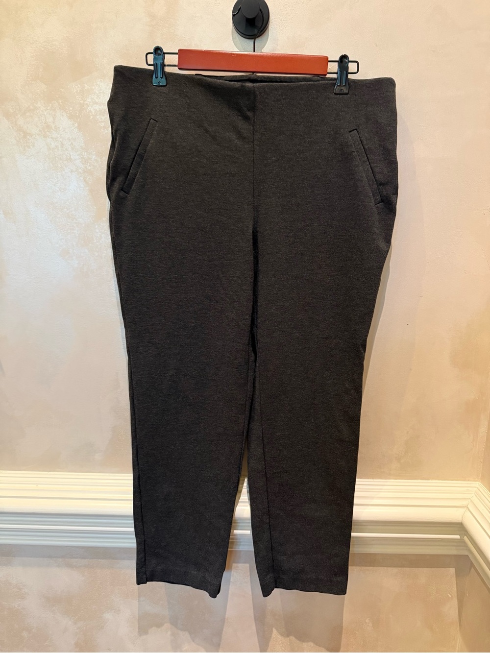 Chico’s Dark Gray Stretch Casual Pants